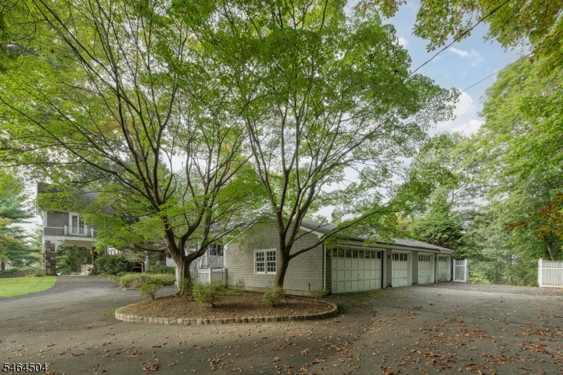 17 Three Gables Road Morris NJ 07960