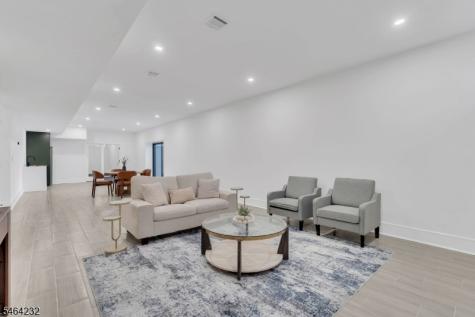 32 Townsend Drive Florham Park NJ 07932