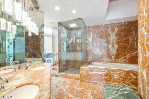 215 Eileen Drive Cedar Grove NJ 07009