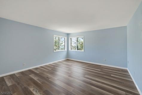 215 Eileen Drive Cedar Grove NJ 07009