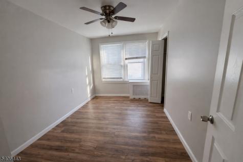 8 Wilcox Avenue South River NJ 08882