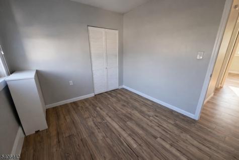 8 Wilcox Avenue South River NJ 08882