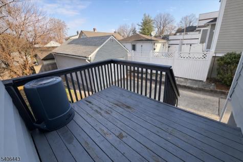 8 Wilcox Avenue South River NJ 08882