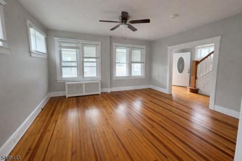 8 Wilcox Avenue South River NJ 08882