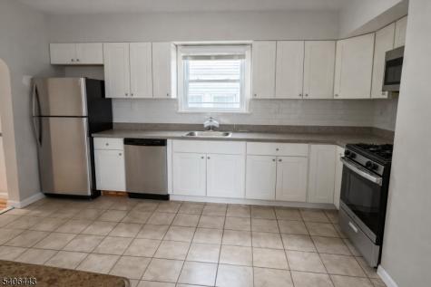 8 Wilcox Avenue South River NJ 08882
