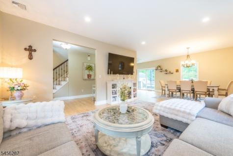 88 Mathews Avenue Riverdale NJ 07457