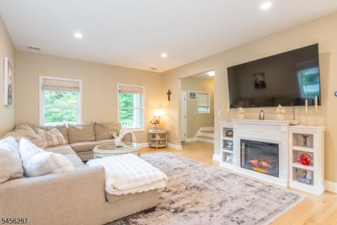 88 Mathews Avenue Riverdale NJ 07457