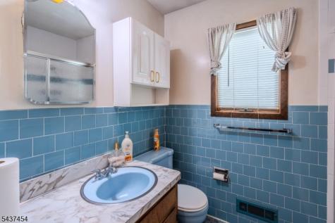 149 Strawberry Hill Avenue Woodbridge NJ 07095