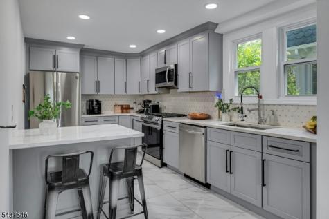 34 Cloverhill Place Montclair NJ 07042