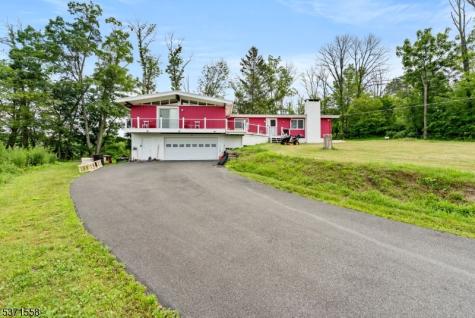 57 Mitchell Road Mansfield NJ 07863