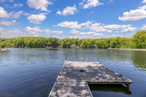 361 E Lakeshore Drive Vernon NJ 07422