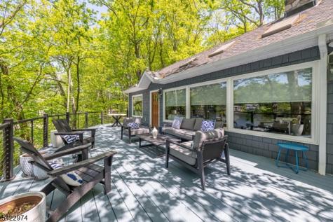 361 E Lakeshore Drive Vernon NJ 07422