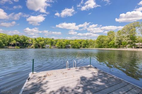 361 E Lakeshore Drive Vernon NJ 07422