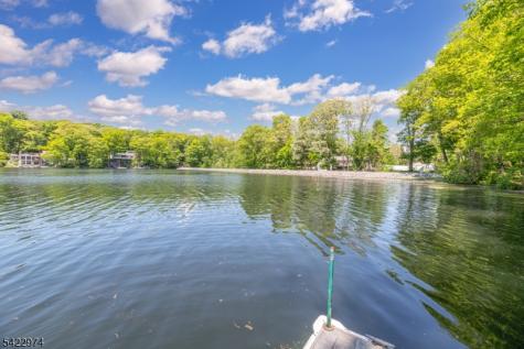 361 E Lakeshore Drive Vernon NJ 07422