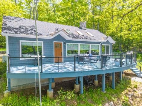 361 E Lakeshore Drive Vernon NJ 07422
