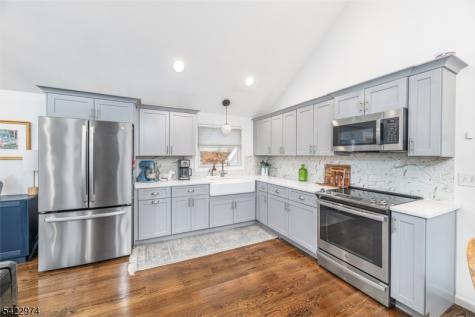 361 E Lakeshore Drive Vernon NJ 07422