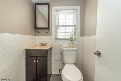31 Smallwood Avenue Belleville NJ 07109
