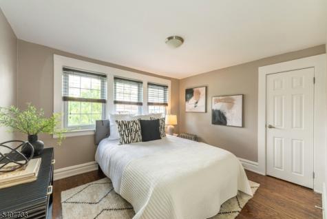 31 Smallwood Avenue Belleville NJ 07109