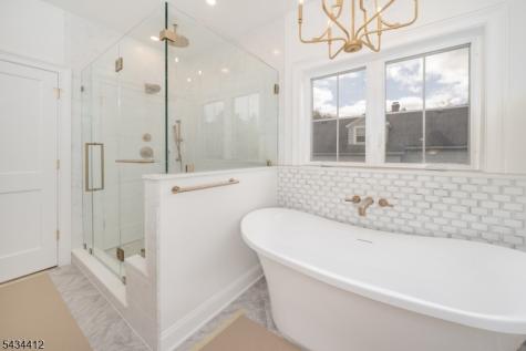 14 Holmes Oval New Providence NJ 07974