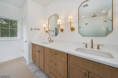 14 Holmes Oval New Providence NJ 07974