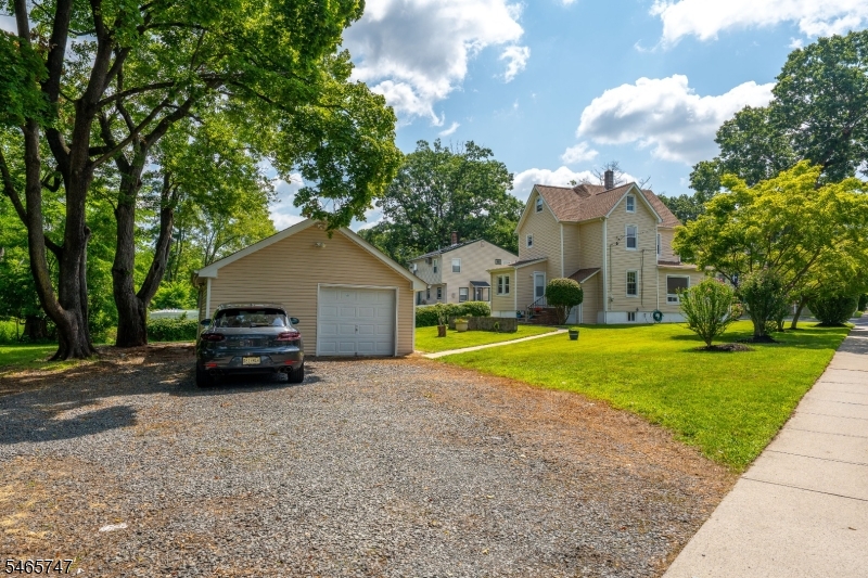 1746 Elk Street Piscataway NJ 08854
