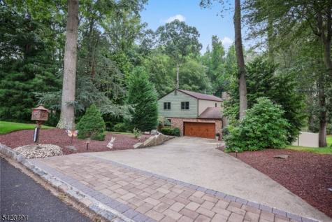 72 Fox Chase Court Freehold NJ 07728