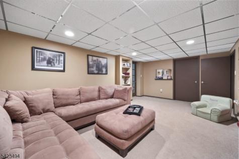 72 Fox Chase Court Freehold NJ 07728