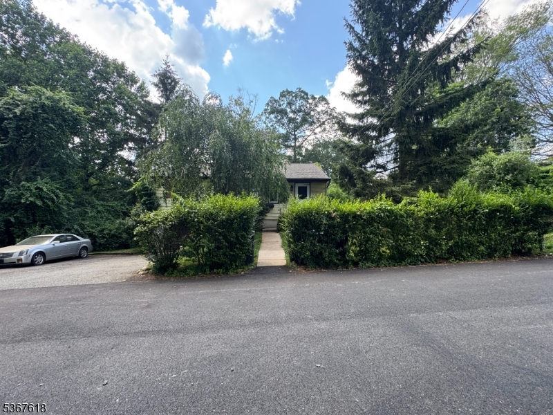 30 Terrence Avenue Jefferson NJ 07849
