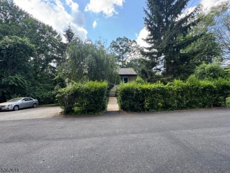 30 Terrence Avenue Jefferson NJ 07849