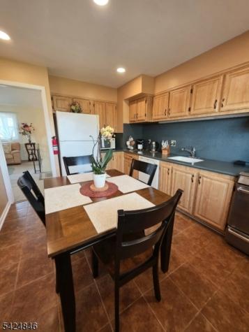 258 N Gaston Avenue Somerville NJ 08876