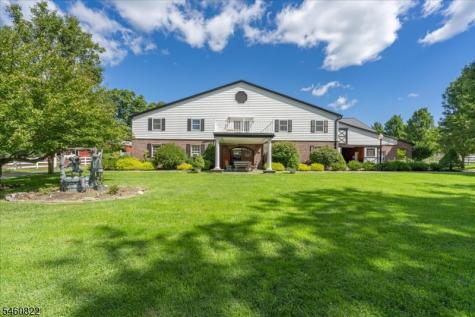 70 Sutton Road Tewksbury NJ 08833