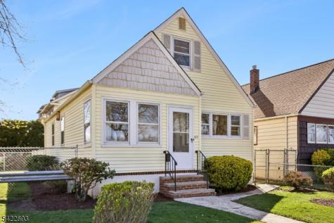 43 Rhode Island Avenue East Orange NJ 07018