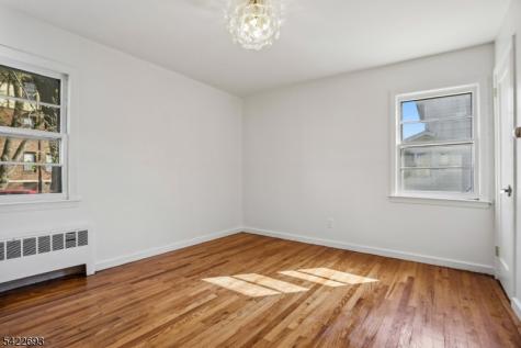 43 Rhode Island Avenue East Orange NJ 07018