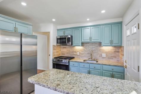 43 Rhode Island Avenue East Orange NJ 07018