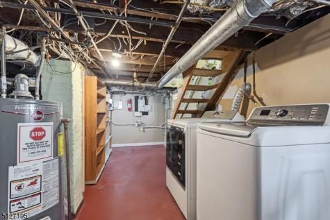 21 W Grant Avenue Roselle Park NJ 07204