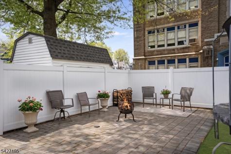 21 W Grant Avenue Roselle Park NJ 07204