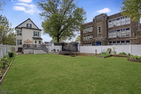 21 W Grant Avenue Roselle Park NJ 07204