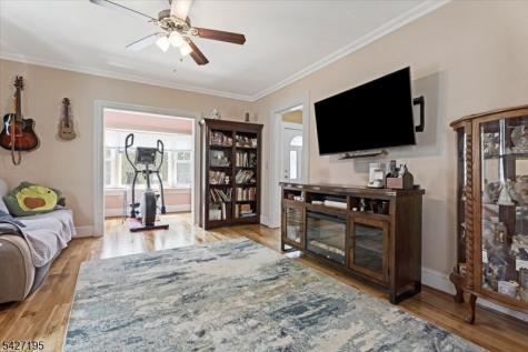 21 W Grant Avenue Roselle Park NJ 07204