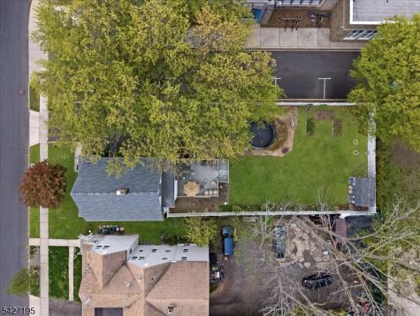 21 W Grant Avenue Roselle Park NJ 07204