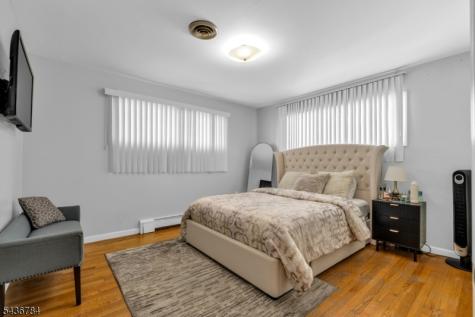 150 Crosby Avenue Paterson NJ 07502