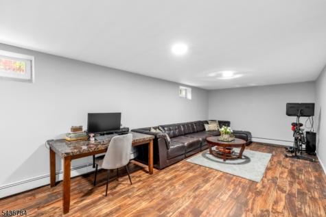 150 Crosby Avenue Paterson NJ 07502