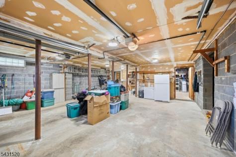 5 Halsey Road Montville NJ 07082