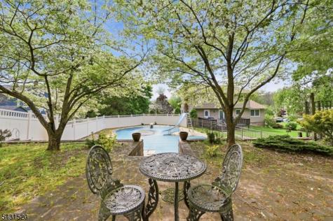 5 Halsey Road Montville NJ 07082