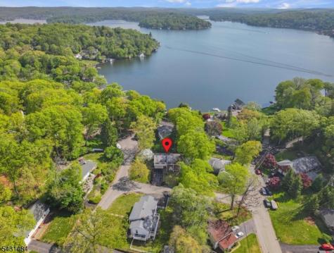 3 Nice Place Hopatcong NJ 07843