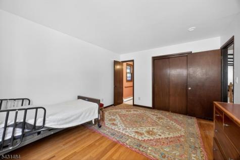 3 Nice Place Hopatcong NJ 07843