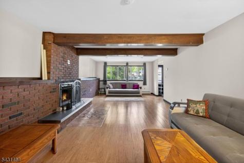 3 Nice Place Hopatcong NJ 07843