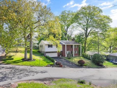 3 Nice Place Hopatcong NJ 07843