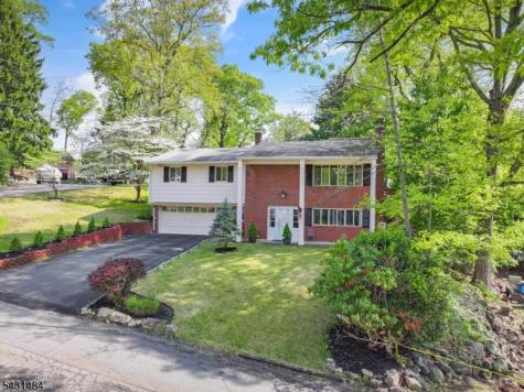 3 Nice Place Hopatcong NJ 07843