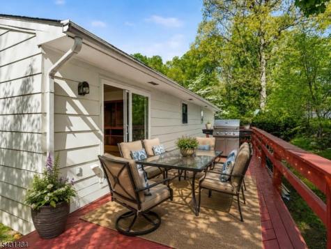 3 Nice Place Hopatcong NJ 07843