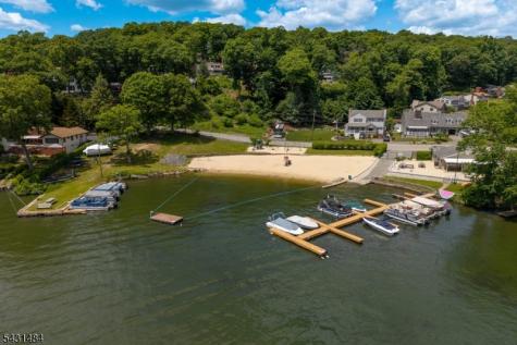 3 Nice Place Hopatcong NJ 07843